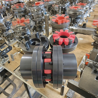 Accouplement de type entretoise de mâchoire en acier supporté par OEM pour les industries de la construction de presse-agrumes Flexible à double structure rigide à dégagement rapide