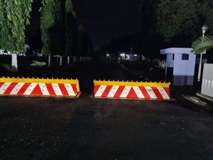 교통 장벽 바리케이드 접근 제어용 유압 자동 도로 차단기 - Product Image 4