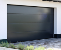 Porte de garage segmentée automatique en acier à isolation thermique de conception moderne, usage domestique, étanche, antivol, caractéristiques de la villa résidentielle