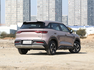 BYD Yuan up 2025 Edición Conducción Inteligente 401KM Edición Transcend Vehículo Eléctrico Puro Usado en Oferta - Product Image 4