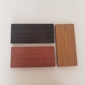 Azulejos de cubierta compuesta de <span class=keywords><strong>madera</strong></span> de teca Artificial WPC DIY de estilo moderno <span class=keywords><strong>Ipe</strong></span> para jardinería al aire libre <span class=keywords><strong>Precio</strong></span> competitivo - Product Image 3