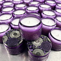 Ensemble cadeau de bougies parfumées à la cire de soja dans un bocal en verre gaufré de luxe, décoration d'intérieur, avec boîte d'emballage personnalisée