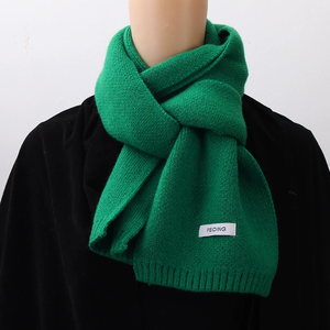 Écharpe étroite de couleur unie tricotée de haute qualité hiver polyvalent étudiant chaud cou écharpe écharpe, chapeau et gants ensembles - Product Image 1