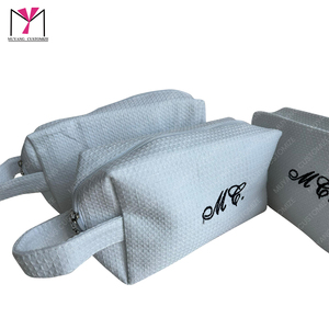 MUYANG 2026 New Product Fashion Embroidered Zipper <b>Handbag</b>-Portable Large Capacity Cosmetic Bag with Soft Handle - Product Image 3