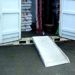 Rampe de conteneur pour chariot élévateur de 8 tonnes, nouvelle, robuste, avec noyau à roulement, pour usage industriel dans les entrepôts domestiques et commerciaux - Product Image 1