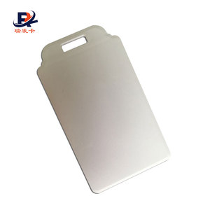 Étiquette RFID UHF de haute qualité pour la gestion du personnel / du personnel / des employés, longue portée de lecture, anti-corps, en ABS - Product Image 4