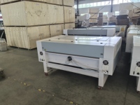 Machine de gravure et de découpe au laser RECI 100w pour MDF 6mm, PVC 8mm, acrylique 18mm, laser CO2
