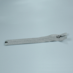 Chất lượng cao tùy chỉnh 3 # polyester không thấm nước gần cuối khóa tự động khóa dây kéo cho nhiều mục đích sử dụng - Product Image 6