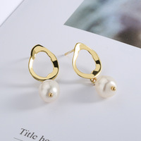 Boucles d'oreilles pendantes chic en argent 925 plaqué or 18 carats avec perles d'eau douce, perles organiques, boucles d'oreilles fines