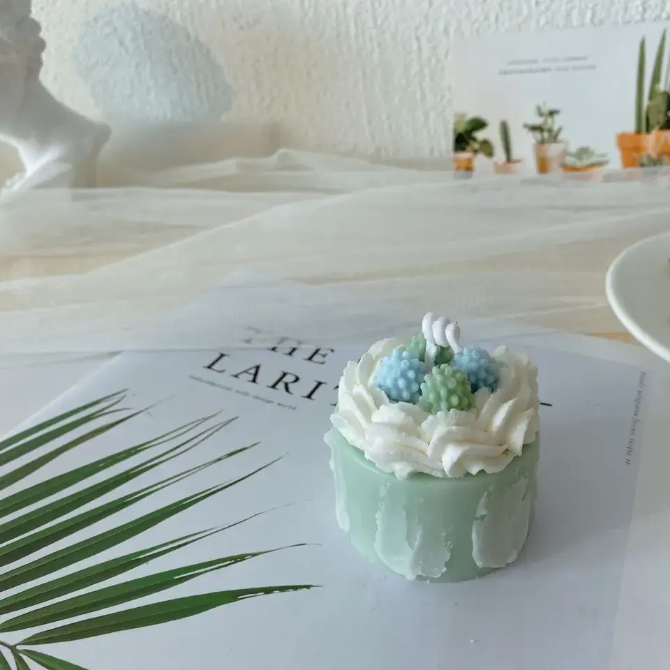Candela da dessert a forma di torta di compleanno di vendita calda candele profumate di cera di soia carina di lusso