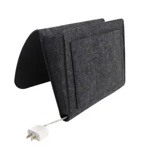 Yeni tasarım uygun asılı organizatör keçe başucu saklama çantası yatak masası kanepe çanta ile özel Logo
