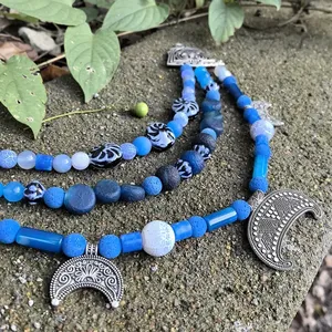 Collier ethnique classique bleu à 3 rangs avec perles de culture slavie, pendentif en bronze, bijoux tribaux, bijoux ethniques, unique - Product Image 4