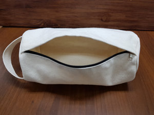 Pochette zippée en coton Oxford cylindrique / Tissu en coton 100% résistant utilisé - Product Image 6