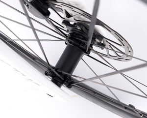 Vélo de Route Aérodynamique en Fibre de Carbone KOZO 700C Vente en Gros Direct Usine Shimano 105 Frein à Disque Hydraulique Vélo de Course Léger OEM - Product Image 6