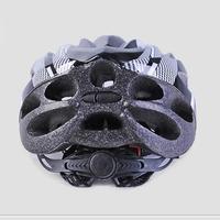 Casques de cyclisme du fabricant en gros Casques d'équitation de style fendu à des prix favorables