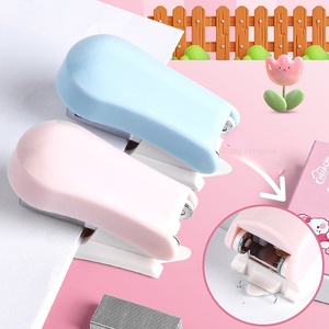 Tùy chỉnh văn phòng trường văn phòng phẩm nhựa Hướng dẫn sử dụng tiêu chuẩn Jumbo Kích thước <span class=keywords><strong>Stapler</strong></span> 10 tờ Công suất - Product Image 1