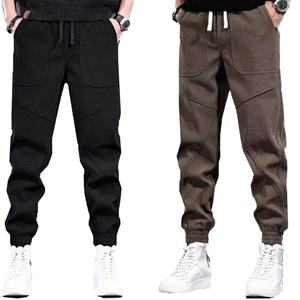 กางเกงลำลองผู้ชายขายส่งแบบ OEM น้ำหนักเบา แฟชั่นสตรีท สไตล์ยืดหยุ่น ทรงหลวมปานกลาง สำหรับวัยรุ่น เล่นกีฬา ฤดูใบไม้ผลิ ฤดูใบไม้ร่วง - Product Image 2