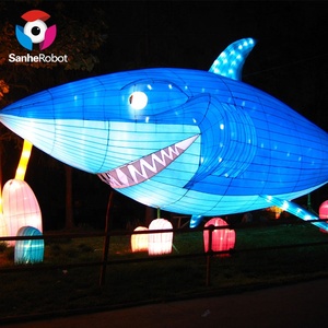 Linternas Gigantes con Forma de Pez para Exteriores, Hechas a Mano, de Seda, Decoración Luminosa de Animales Marinos, Impermeables, con LED, de Ballena y Tiburón, para Parques Temáticos - Product Image 1