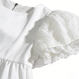 Robe de haute qualité en dentelle à manches bouffantes avec nœud et ceinture perlée, ourlet plissé respirant, style ODM doux, élégant et gracieux - Product Image 2