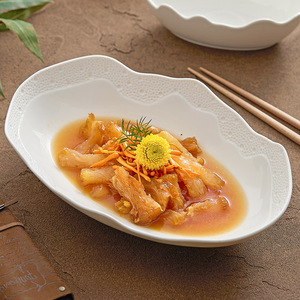Assiette en céramique blanche Plats froids irréguliers Poisson Dessert Salade Soupe Purée Fruits <span class=keywords><strong>de</strong></span> <span class=keywords><strong>Mer</strong></span> <span class=keywords><strong>Plateau</strong></span> <span class=keywords><strong>de</strong></span> Service Buffet Restaurant Vaisselle - Product Image 1