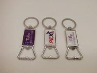 Expédition immédiate : Porte-clés décapsuleur promotionnel en alliage de zinc, impression typographique, design de luxe, tendance mode, métal personnalisé