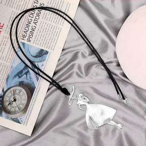 Collier long en argent vintage, forme de visage, pour femmes, tendance 2022, bijoux gothiques, produits tendance - Product Image 3