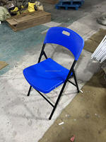 Chaise pliante robuste en plastique de 300 lb avec structure en tube d'acier pour conférences, églises, auditoriums et événements de location