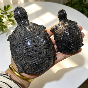 Vente <span class=keywords><strong>en</strong></span> gros <span class=keywords><strong>de</strong></span> sculptures <span class=keywords><strong>de</strong></span> tortues <span class=keywords><strong>en</strong></span> pierre Yooperlite naturelle 7cm 10cm 15cm, figurines <span class=keywords><strong>de</strong></span> tortues <span class=keywords><strong>en</strong></span> <span class=keywords><strong>pierres</strong></span> précieuses sculptées à la main réactives aux UV - Product Image 3