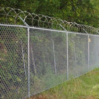 Cerca de malla de diamante de alta resistencia, alambre de púas antirrobo, cerca de eslabones de cadena para parque logístico