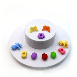 Identificador y Clip para Copas de Vino de Silicona de Grado Alimenticio con Distinguibilidad de Color Creativa para Suministros de Bar y Fiestas - Product Image 4