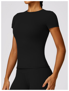 เสื้อยืดลำลองผู้หญิงสำหรับฤดูใบไม้ผลิ แห้งเร็ว เหมาะสำหรับโยคะ แขนสั้น สำหรับวิ่งและเล่นกีฬา เสื้อแขนสั้นผู้หญิง - Product Image 3