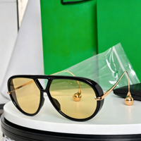 Nouvelles Lunettes de Soleil Unisexe Rétro Européennes Légères et Amincissantes avec Verres Métalliques Dégradés, Protection UV400, Vente en Gros