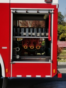 Chine 25t Département Moteur Réponse d'urgence <span class=keywords><strong>Camion</strong></span> de pompiers Prix Véhicule de lutte contre les incendies ODM à <span class=keywords><strong>vendre</strong></span> - Product Image 6