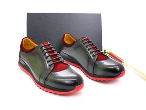 Chaussures Décontractées <span class=keywords><strong>Homme</strong></span> <span class=keywords><strong>Tendance</strong></span> <span class=keywords><strong>2022</strong></span> en Cuir Véritable Lacées, Baskets Sport en Cuir de Vache Fait Main à Semelle Rouge et Blanche - Product Image 3