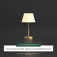 Lampe de table LED de style américain tout en cuivre, lumière ambiante blanc chaud 2700K - Design moderne de luxe pour chambre à coucher, chevet, salon