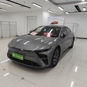 El Vehículo Híbrido Nezha L 2024 Tiene una Autonomía de 310 km, Vehículo Híbrido Nuevo con una Autonomía de 350 km y una Autonomía Combinada de 135 km - Product Image 3