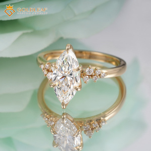 แหวนทองคำ 18K ประดับเพชรทรงมาร์คีส์ เพชรเลี้ยงในห้องปฏิบัติการ พร้อมใบรับรอง IGI ของ Goldleaf Custom เหมาะสำหรับงานแต่งงาน งานเลี้ยง และเป็นของขวัญวันเกิด - Product Image 4