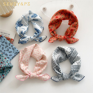 Sciarpa quadrata in cotone di alta qualità 58*58cm con stampa scialle Bandana per donna foulard da donna - Product Image 1