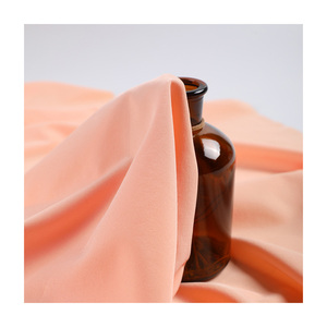 Tela Elástica en 4 Direcciones, Teñida, 95% Poliéster, 5% Elastano, para Ropa - Product Image 4
