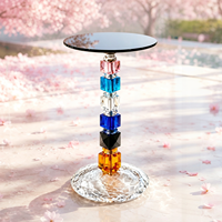 Table d'appoint moderne en cristal K9 arc-en-ciel, table de chevet prismatique multicolore sur piétement pour décoration de mariage et de maison de luxe, vente en gros