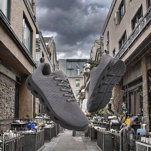 Chaussures de marche légères en tricot, respirantes, à lacets, baskets décontractées à bout rond, confortables pour hommes et femmes - Product Image 3