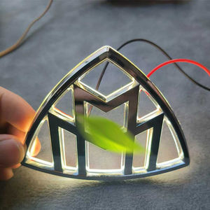 Applicable pour le logo <span class=keywords><strong>Mercedes</strong></span> Benzz Logo de l'emblème de voiture Markerl latéral <span class=keywords><strong>lumineux</strong></span> Badge E Class s Class logo avec lumière Maybachh - Product Image 2