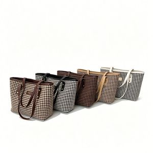 <b>Large</b> Capacity Pu Leather Tote Bag With <b>Scarf</b> Decor For Work And Daily Use - Product Image 3