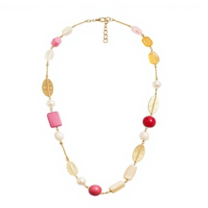 Collier en perles de verre faites à la main géométriques avec imitation de perles plaquées or, bijoux de mode bohème unisexe - Product Image 1