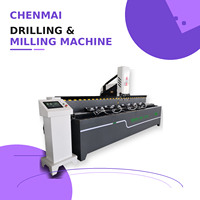 Machine de perçage et de fraisage verticale CNC 2000 Shandong Chenmai avec fonction de traitement sur trois côtés pour le travail des profilés en aluminium