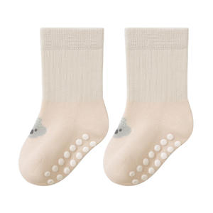 Calcetines Antideslizantes para Bebés, Niños y Niñas, de Algodón Grueso Blanco, Personalizados al por Mayor - Product Image 3