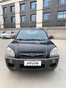 Auto Usado <span class=keywords><strong>Hyundai</strong></span> <span class=keywords><strong>Tucson</strong></span> 2011, <span class=keywords><strong>2</strong></span>.0L, Manual, Volante a la Izquierda, Gasolina, SUV con Chasis Amplio y Gran Espacio, Alto Nivel de Exportación a África - Product Image 2
