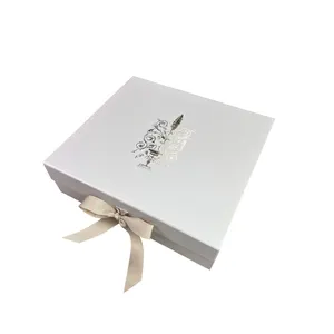 Custom Luxury Apparel Packaging Boxes Paperboard Clothes/Shoes Magnetic Gift Box With Ribbon