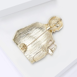 Broche de caractère professionnelle en alliage, nouvelle, élégante et simple, avec motif de goutte <span class=keywords><strong>d</strong></span>'huile, pour femme, bijou pour le quotidien et les trajets professionnels - Product Image 4