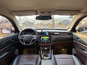 SUV familial spacieux d'occasion Lifan Maiwei 7 places, économique en carburant, durable, facile d'entretien, véhicule d'occasion pour l'Afrique - Product Image 6